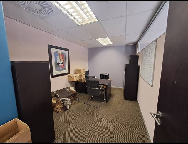 449M² OFFICE FOR SALE IN MELROSE ARCH